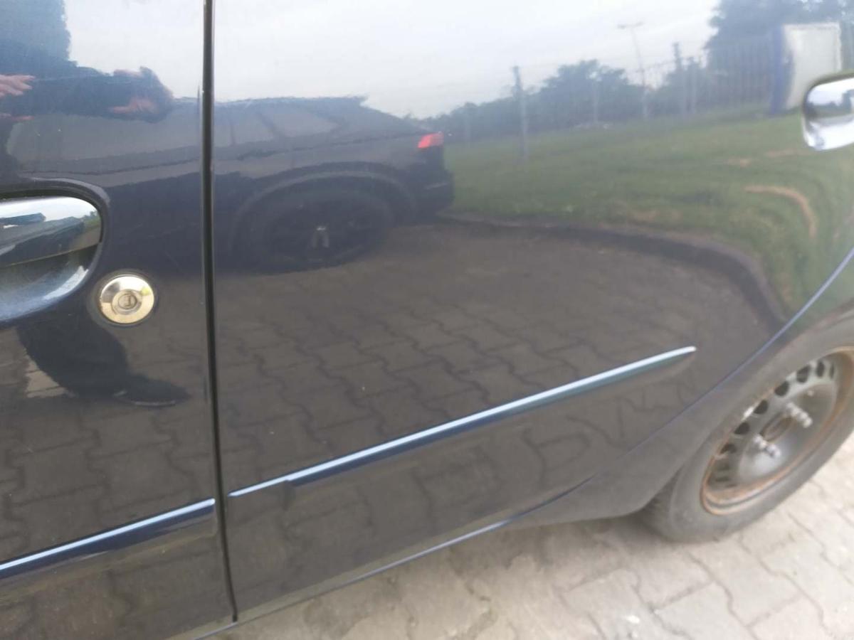 Mitsubishi Colt Z30 original Tür hinten links T43 Blau Rohbau Bj.2005